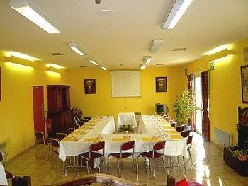 نانسي Hotel Restaurant Des Portes De Meuse المظهر الخارجي الصورة